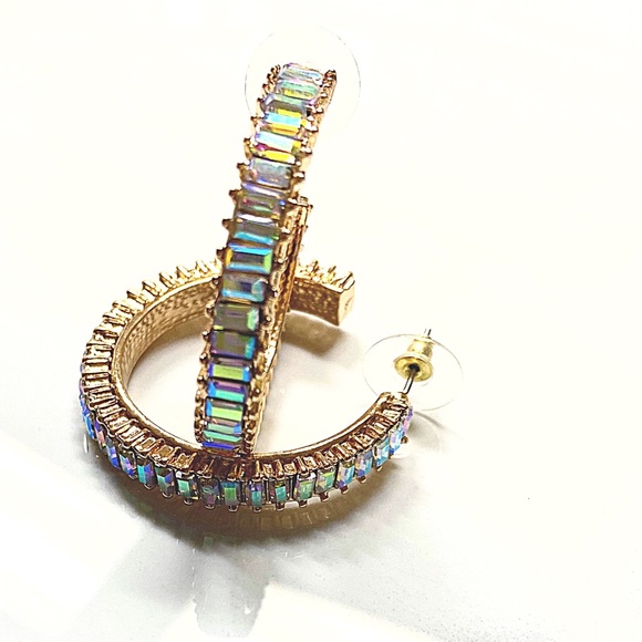 Beautiful Iridescent Crystal Hoop Earrings - Picture 4 of 6